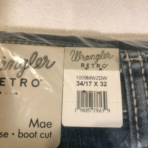 Women's Wrangler Retro Mae Mid Rise Bootcut Jeans-Size 34/17 x 32 - Picture 10 of 10